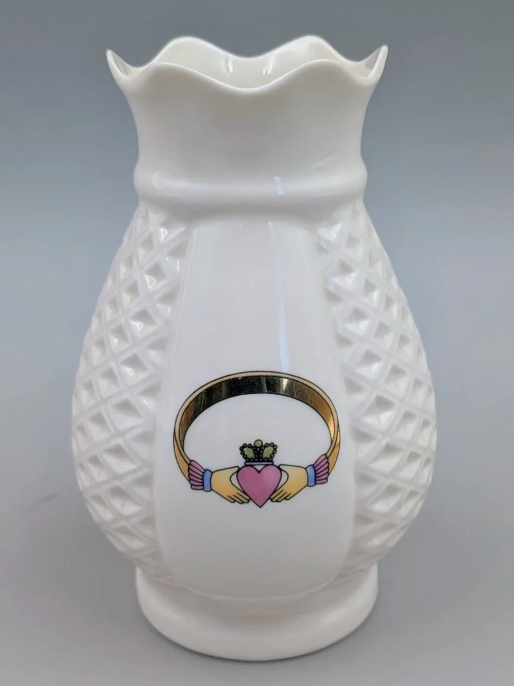 Vintage Donegal Parian China Ivory Claddagh Miniature Vase -  Made in Ireland